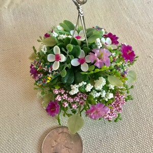 Dollhouse Miniature Hanging Basket one inch scale HB-02