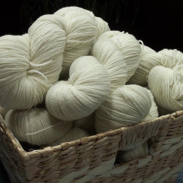 100% Corriedale Wool 2 Ply Yarn