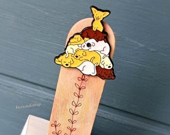 Dog wooden bookmark and brooch 2 in one gift for dog lover,Pile of dogs unique bookmark gift for book lovers birthday gift,Book page finder