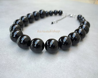 Chunky big bead black necklace,Black Retro Statement necklace,Little black dress accessory,Collier noir,Simple Office everyday necklace