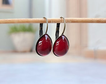 Ruby red earrings,Deep red elegant teardrop earrings 10x14mm,Red earrings,Droplet red earrings gift for sister wife mother birthday gift