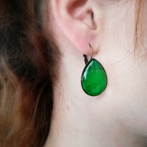 Bright botanical green leaf earrings -Teardrop leaf earrings - green drop earrings - Botanical earrings - Statement earrings - leaf jewelry