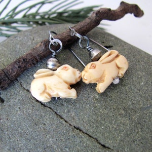 Western jackrabbit earrings, handmade southwestern bunny rabbit jewelry, with vintage 925 sterling silver Navajo pearls
