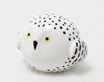 Chubby Snowy Owl Totem - Polymer Clay Totem Animal - Snowy Owl Figurine - Snowy Owl Miniature - Owl Sculpture - Spirit Animal - Fat Totem