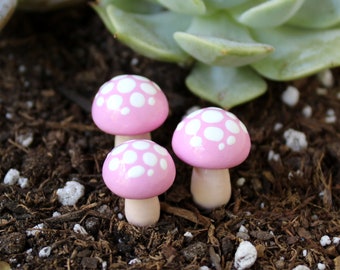 Pink Fairy Toadstools (Set of 4) - Terrarium Decor - Fairy Garden Accessories - Fairy Birthday Gift