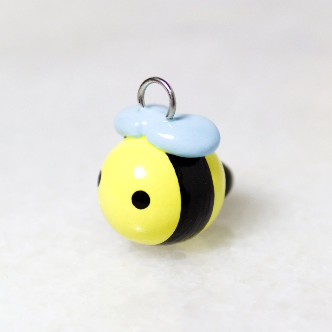 Cute Bee Keychain Bumble Bee Bag Charm Queen Bee Gifts For Her