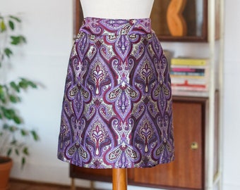 1970s Bohemian Brocade Mini Skirt / Small / 70s Hippie Paisley Print Skirt / Vintage Purple & Gold Skirt / Groovy Mini Skirt