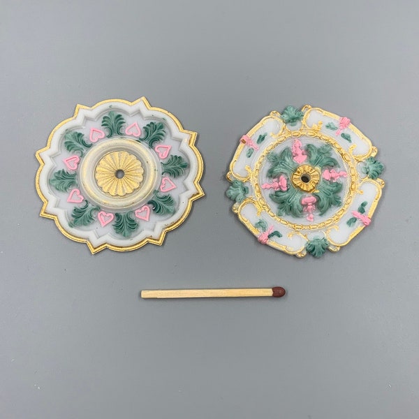 Ceiling roses dolls house decorations 1:12 scale