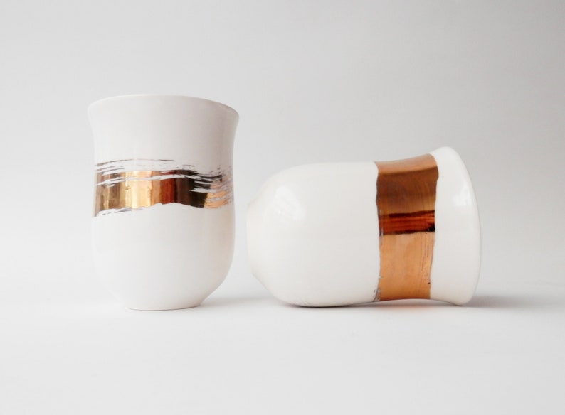 Set of 2 Ceramic Mugs with Gold Ribbon, Porcelain, White, Handmade Mugs, Unique ceramic gift zdjęcie 3