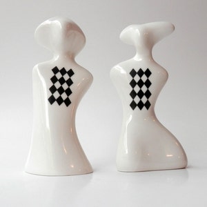 Salt and Pepper Shakers, Black and White, Porcelain, Ceramics and Pottery, Handmade Gift, Serveware, Table Decor zdjęcie 5