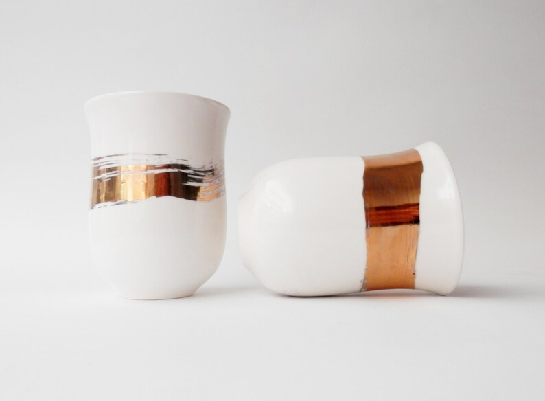 Tasse fantaisie en porcelaine, tasses blanches avec or, tasse en céramique, tasses à café, céramiques faites à la main, céramiques modernes, décor à la maison image 3