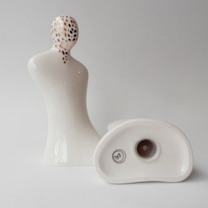 Ceramic Salt and Pepper Set, White Porcelain with Gold Paint, Handmade Ceramics and Pottery zdjęcie 4