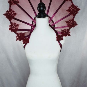 Organza Ornate Elizabethan Collar Burgundy