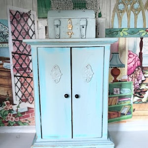 Armoire de poupées Placard Armoire Armoire pour Pin Doll Accessoires