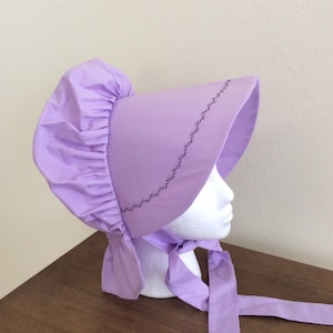 Pioneer Bonnet with Trim