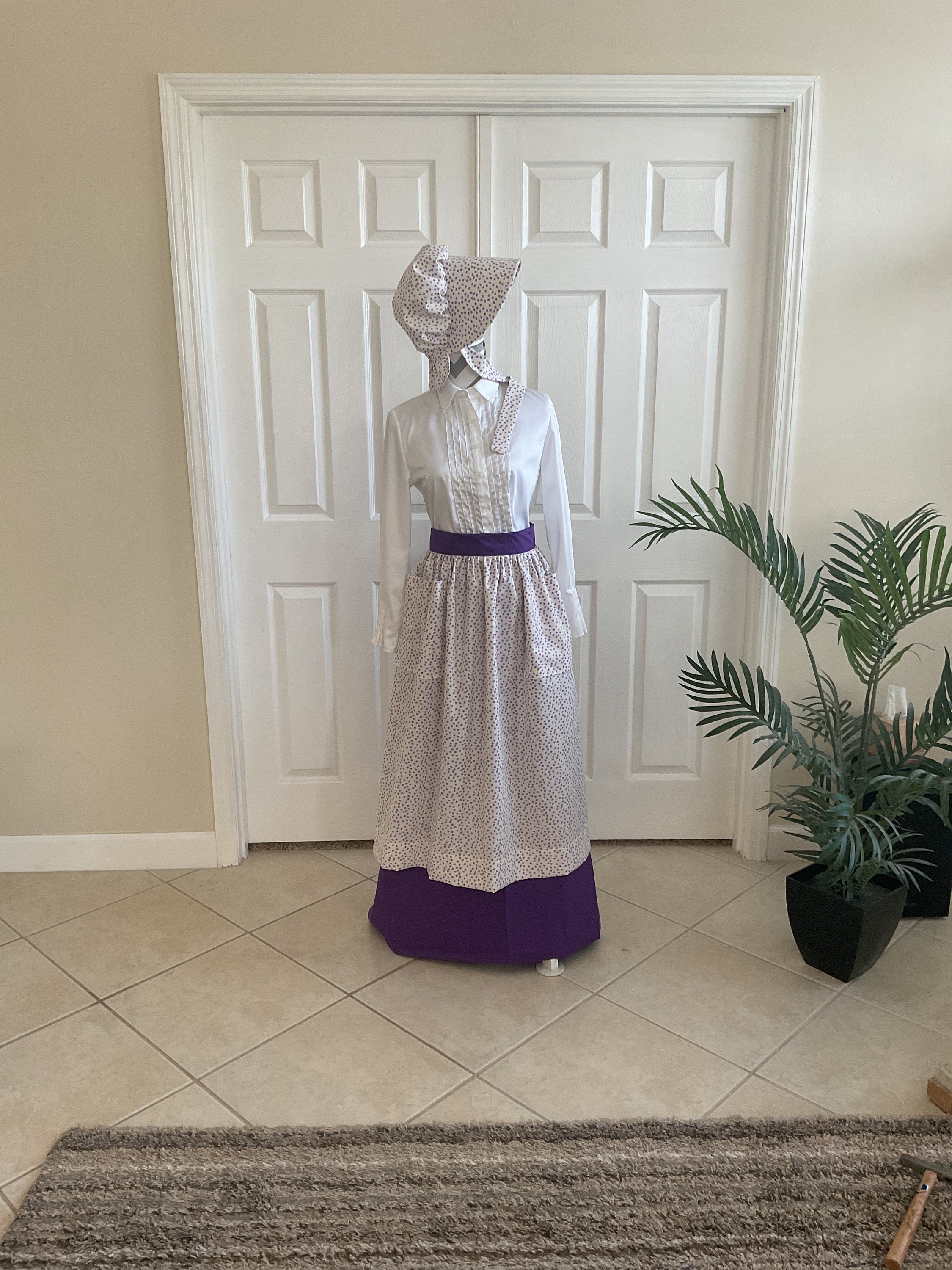 Pioneer Outfit With Skirt, Waist Apron, and Bonnet (3 Pieces), Custom Waist  From 27-45 Inches - Etsy