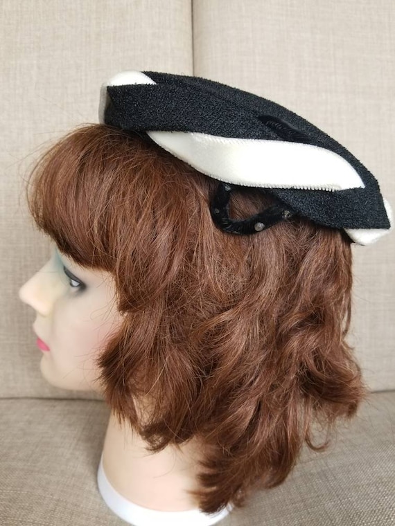 Vintage Women's Black & White Hat "Clover Lane"