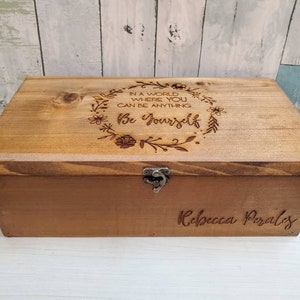 Seniors keepsake box -  seniors gift - graduation gift- Rustic Graduation Card Box