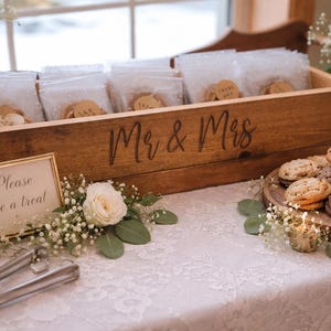 Personalized Wedding Cookie Display Box - Rustic Wood Tray