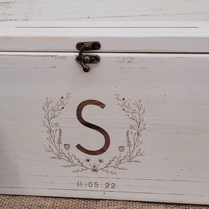 Wedding Keepsake Box    Envelope  Card Holder for Your Special Day  Barn wedding decor