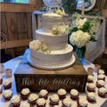Personalized Wedding Cake Stand, Rustic Wood Cake Stand, Engraved Cake Display, Wedding Dessert Table Decor, Custom Wooden Cake Riser