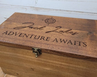 Medium  Rustic Keepsake box   Mens Personalized keepsake box    Dads Travel mementos Box