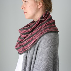 Xenia Cowl PDF KNITTING PATTERN