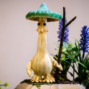 Figura de gnomo con forma de hongo de Fritz el Guardián Piltz