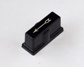 1940 39 s GE Bakelite radio knob with art deco style arrow - vintage rectangular General Electric control knob