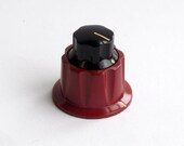 Bakelite concentric radio knob set Daka Ware reverse Red Black combination