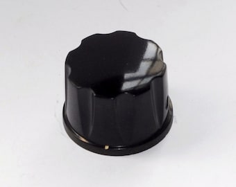Daka-Ware Bakelite radio knob - control knob - new old stock - made in Chicago USA - for 1/4" shafts
