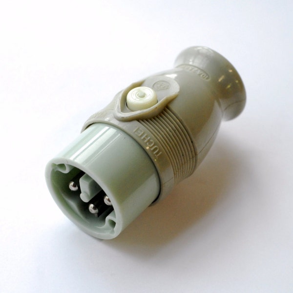 Tuchel T2260 3 pin power connector - Amphenol T-2260