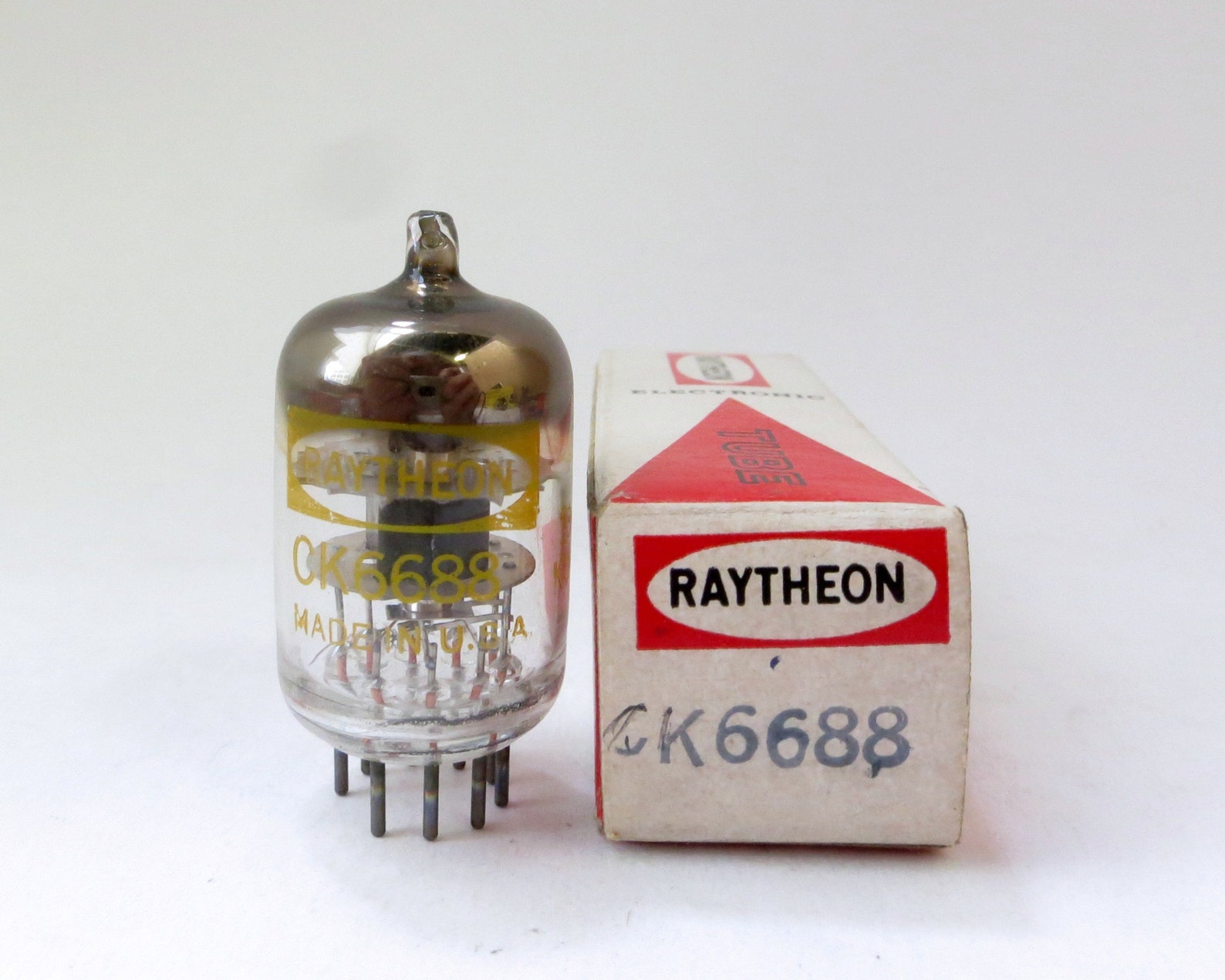 Raytheon 6688 Vacuum Tube New Old Stock Original Box Etsy