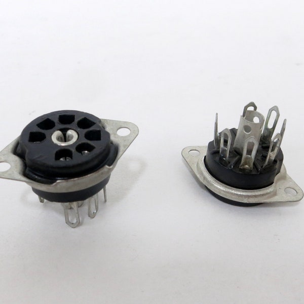 7 pin miniature vacuum tube socket - black phenolic - new old stock - US made