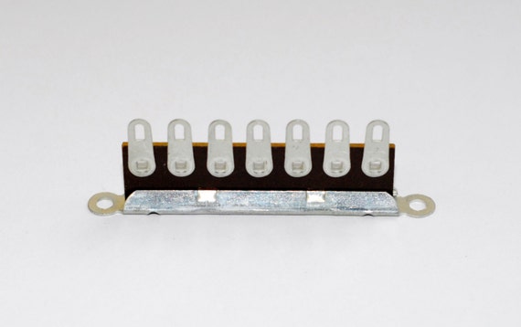 bag of 10 old fashion terminal strips for point to point vacuum tube circuitry wiring
