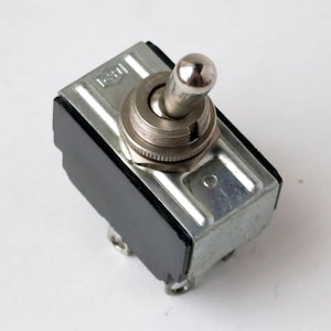 Interrupteur à bascule C-H DPST - Us made new old stock from the 1960's - Bakelite body 10 amp / 250 volts, 15 ampères 125 volts contacts