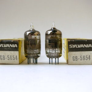 original box Pair GE 6216 vacuum tubes tubes in mint condition General Electric new old stock matching date codes