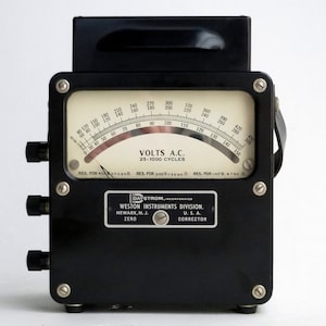 Weston 3 range AC laboratory analog voltmeter with bakelite case and mirrored scale