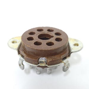 Eby TS101P01 - best octal vacuum tube socket ever made - with ground lugs - for 6L6GC, 6CA7, EL34, 6SN7, KT88, GZ34 etc - VERY high quality