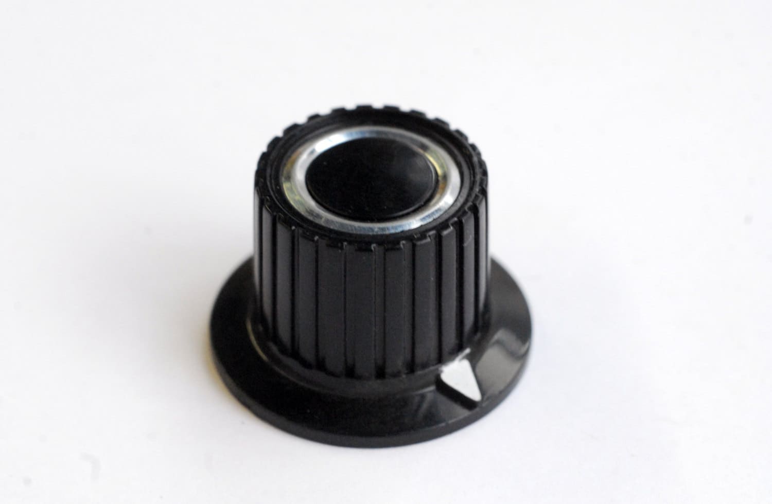 Set of 5 black skirted radio knobs with white pointer and Etsy