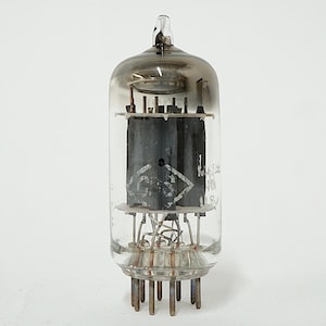 CBS 7025 vacuum tube - very nice condition - ECC83 - 12AX7 - 12AX7A