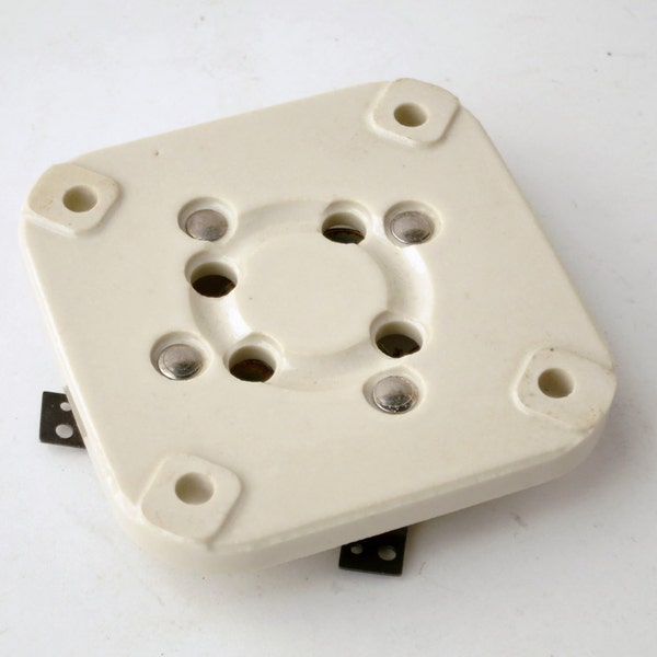 Johnson Super Jumbo 4 pin porcelain vacuum tube socket - mint condition - fits 8008 andother 4 pin tubes