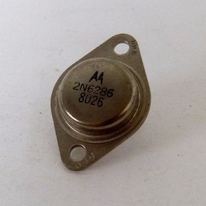 Motorola 2N6286 PNP Darlington transistor