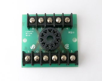 Curtis 11 pin relay and phototube socket with terminal strips - RS11