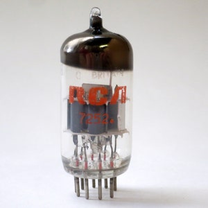 RCA 6DJ8 vacuum tube - new old stock - excellent condition - ECC88 - E88CC