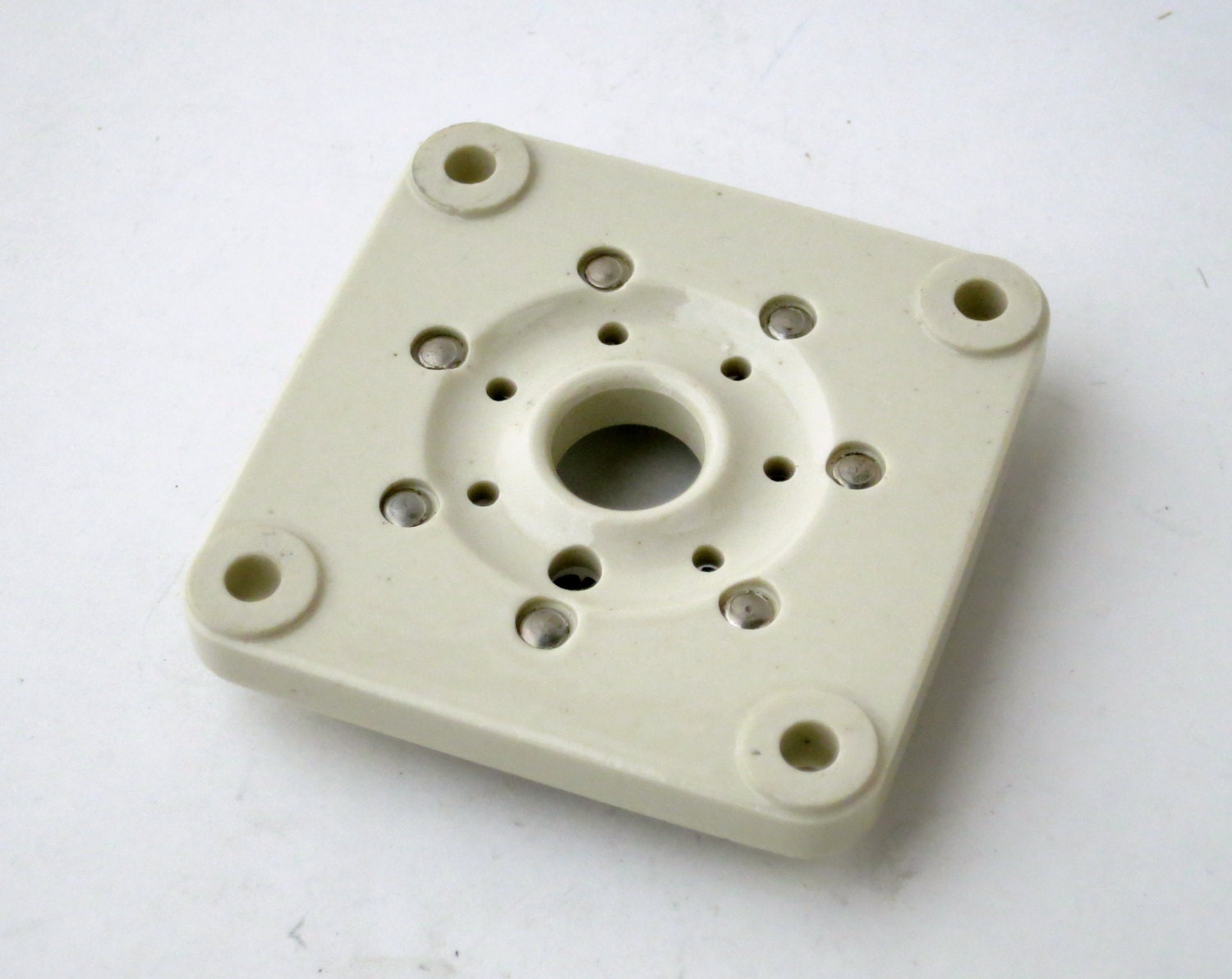 Johnson Septar Tube Socket 829B, 832, 632A, 6C33C - Ceramic