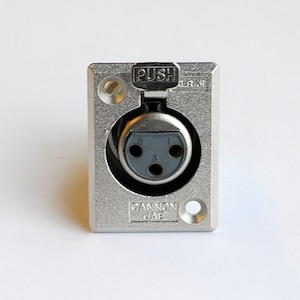 Cannon XLR 3-31 -  3 pin femal panel mount XLR- silver plated contacts