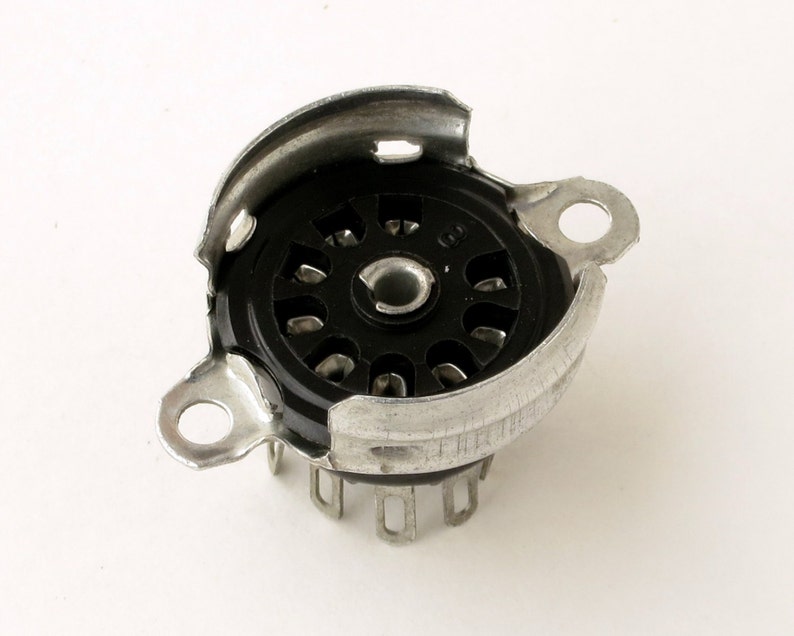 Fisher 400 and 500C replacement 9 pin miniature vacuum tube socket ECC82 tubes ECC83 12AU7 12AX7