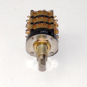 Greyhill Rotary Switch 16 position, 3 pole - no stops - Greyhill Switch - 57M22-03-1-16S-C