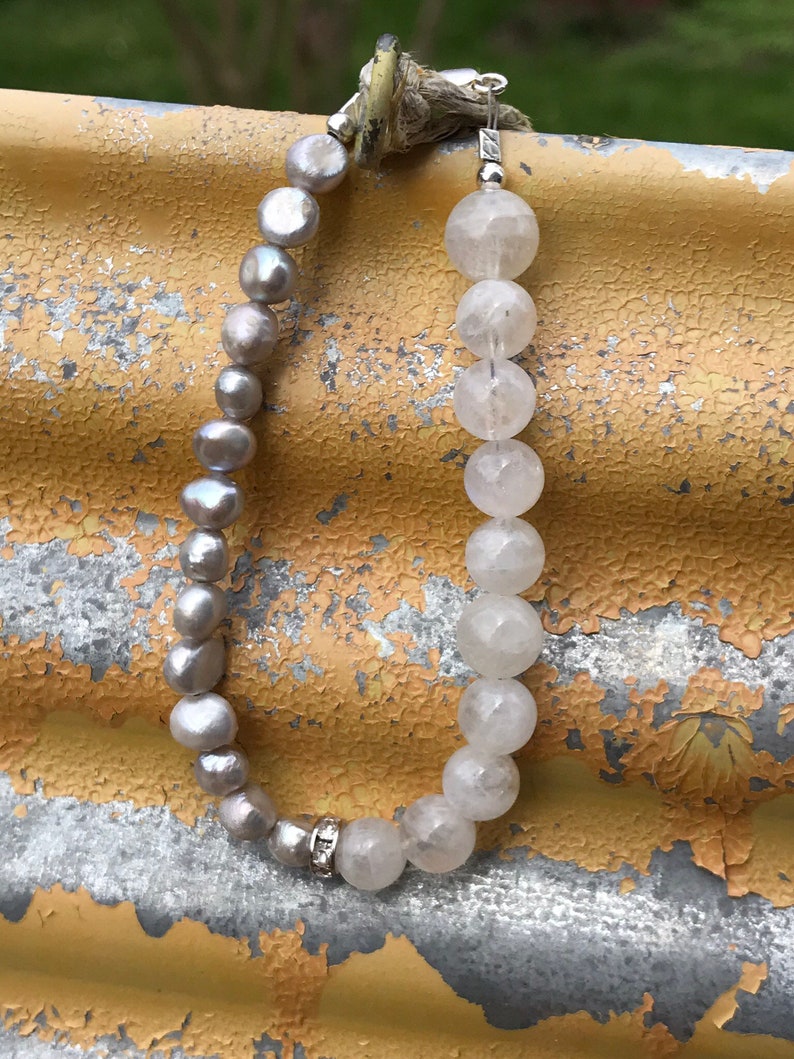 Pearl Bracelet Light Gray Pearl and Flash Rainbow Moonstone Gemstones Boutique Style Bracelet Boho Chic Wedding Jewelry Bracelet.